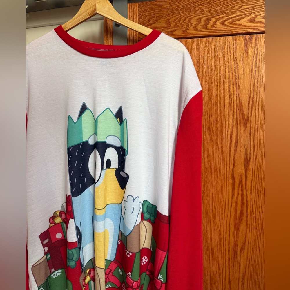 Men’s Bluey Christmas Sleep Shirt